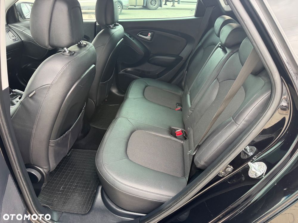 Hyundai ix35 blue 1.6 2WD Finale Gold - 21