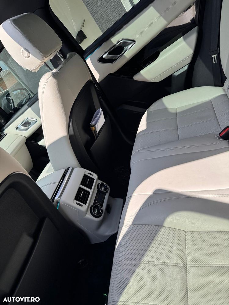 Land Rover Range Rover Velar 3.0 R-Dynamic - 3