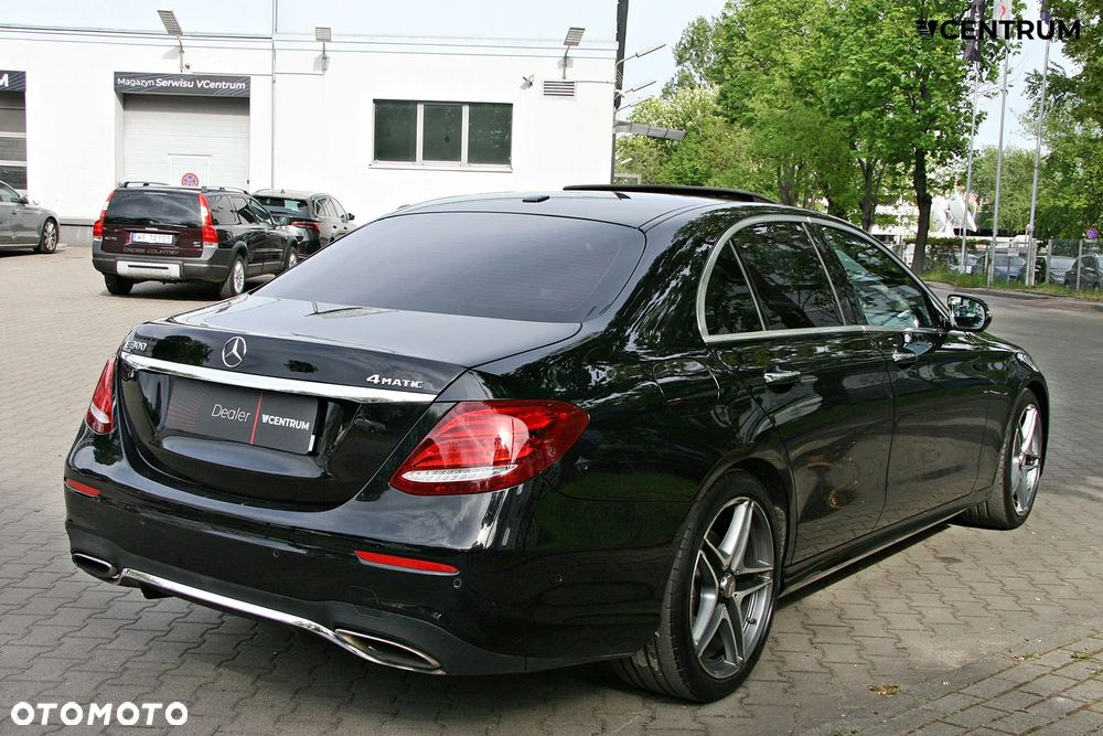 Mercedes-Benz Klasa E 300 9G-TRONIC AMG Line - 8