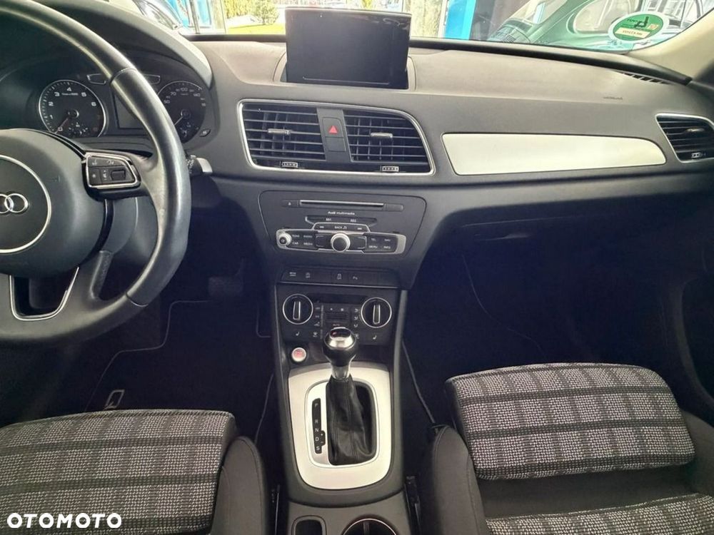 Audi Q3 1.4 TFSI Sport S tronic - 28