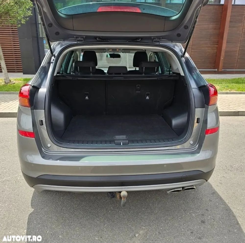 Hyundai Tucson 1.6 CRDi 4WD 6MT Premium - 13