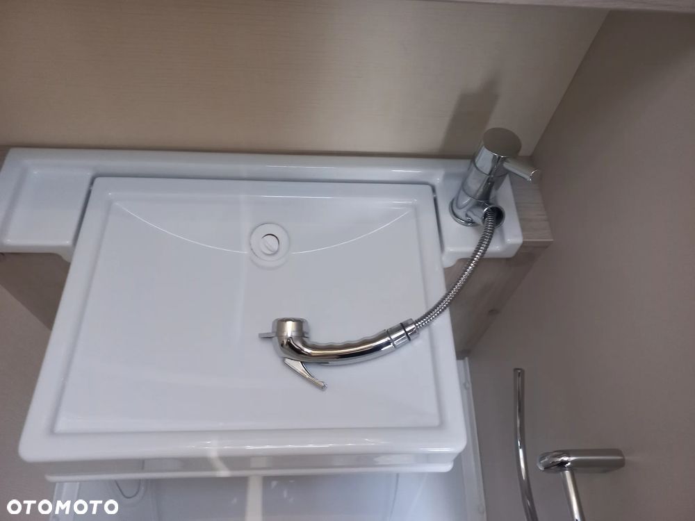 Sterckeman 390 CP Starlett Comfort, Markiza, Bagażnik na rowery - 30
