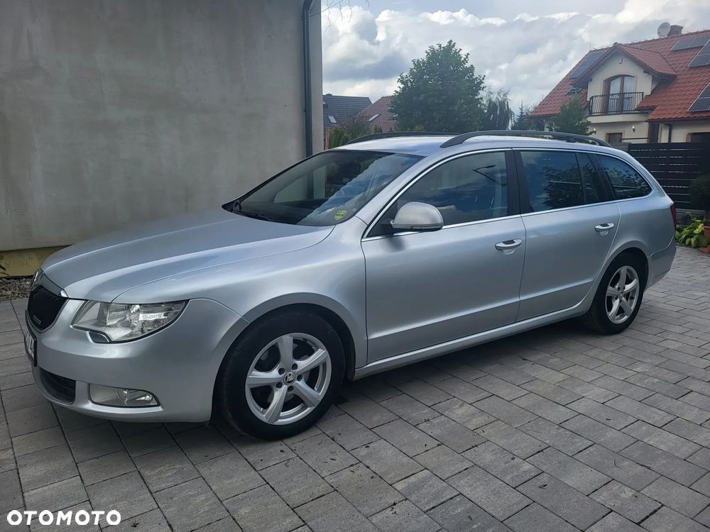 Skoda Superb 1.6 TDI GreenLine - 2