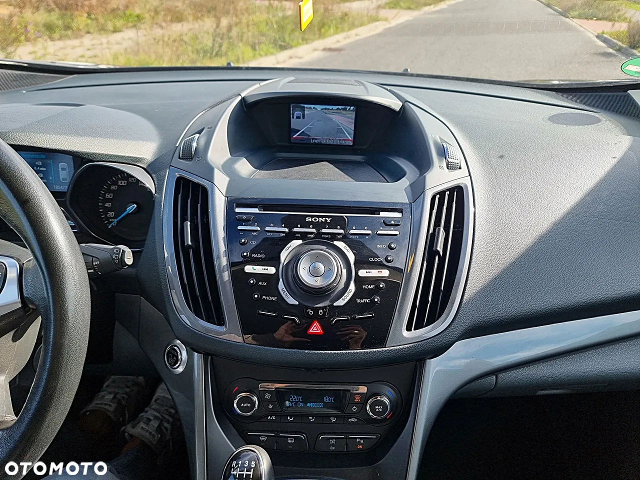 Ford Grand C-MAX - 27