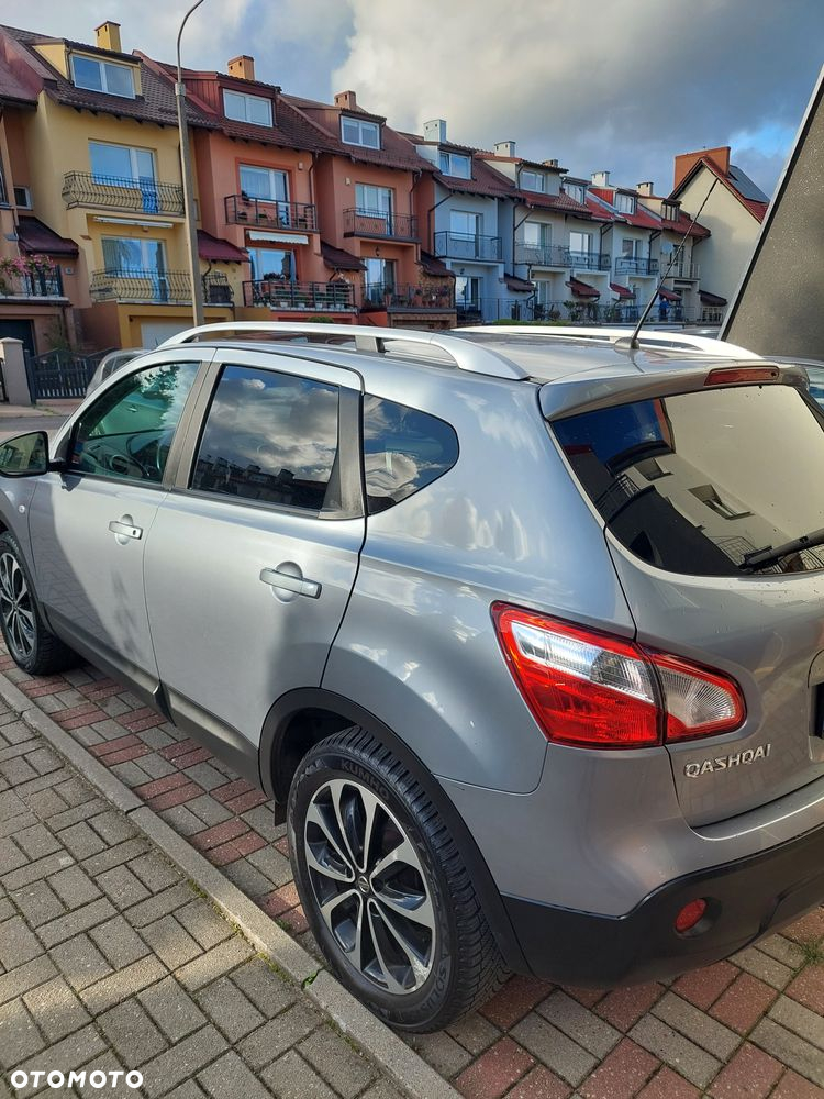 Nissan Qashqai 2.0 4x4 CVT 360 - 6