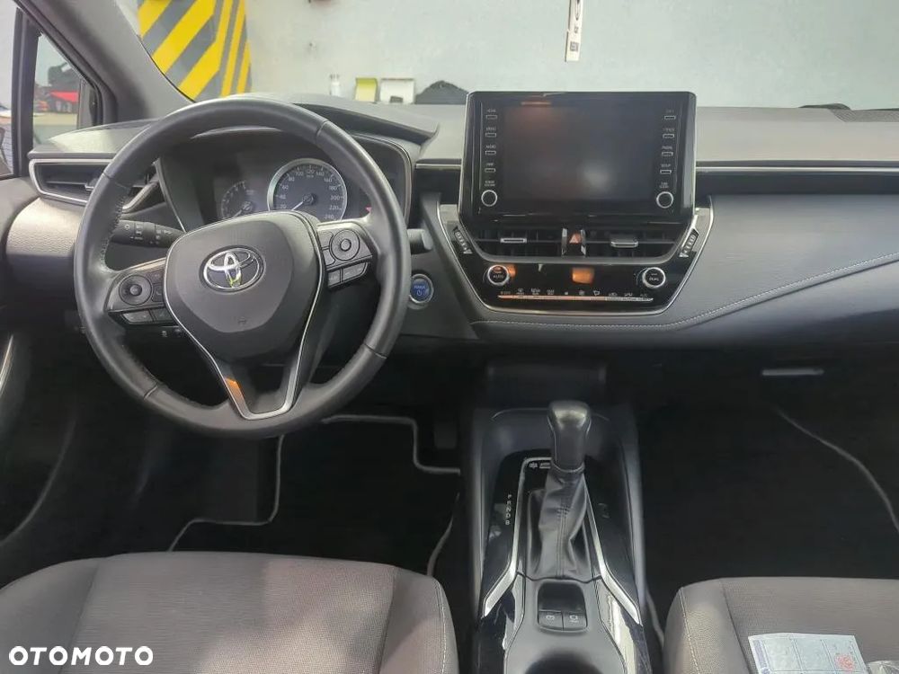 Toyota Corolla 1.8 Hybrid Comfort - 4