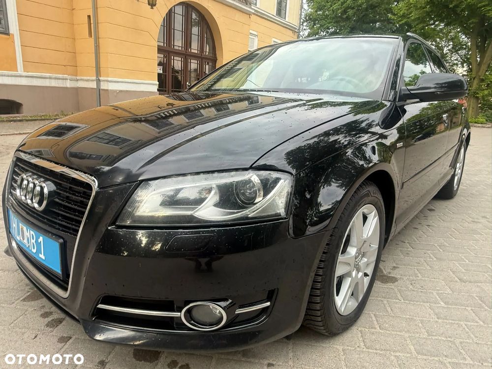 Audi A3 Sportback - 2