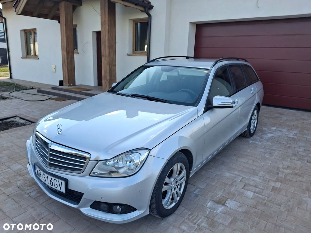 Mercedes-Benz Klasa C 220 CDI DPF BlueEFFICIENCY Edition - 3
