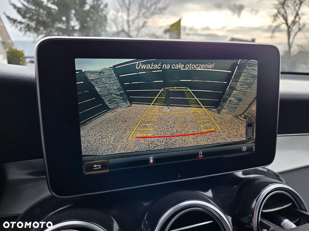 Mercedes-Benz GLC 250 d 4Matic 9G-TRONIC AMG Line - 21