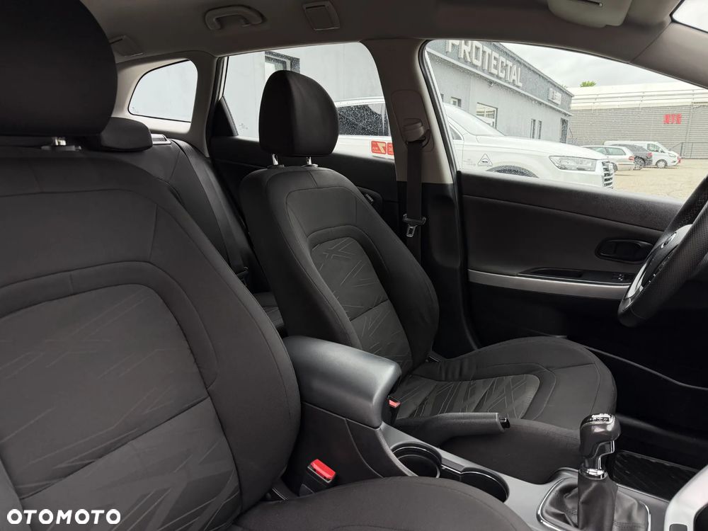 Kia Ceed 1.4 CRDi S - 25
