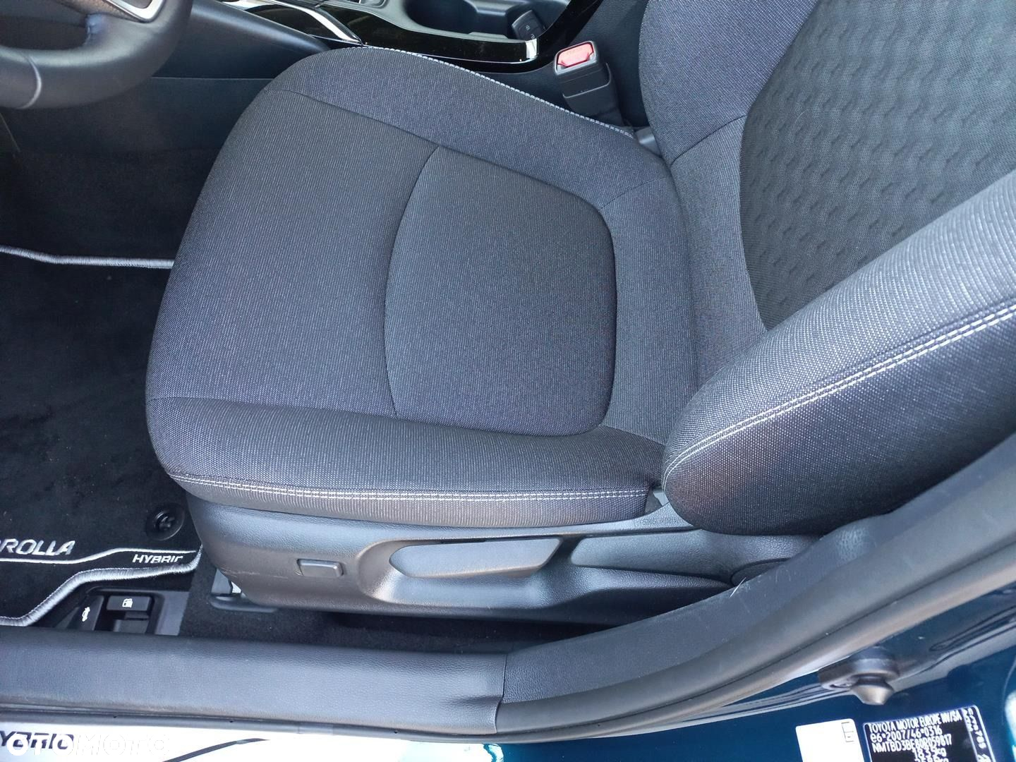 Toyota Corolla 1.8 Hybrid Style - 21