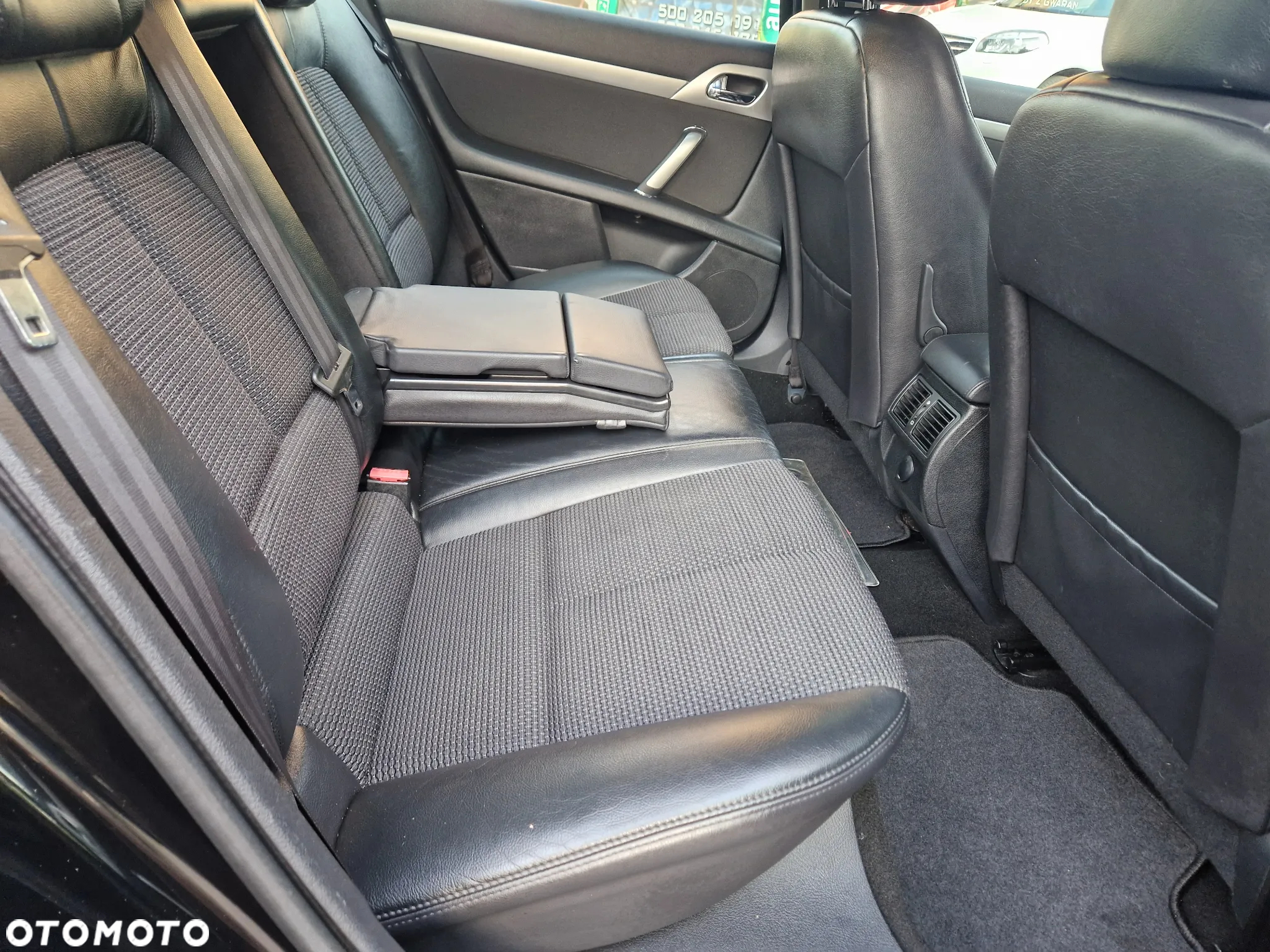 Peugeot 407 2.0 Premium Navtech - 36