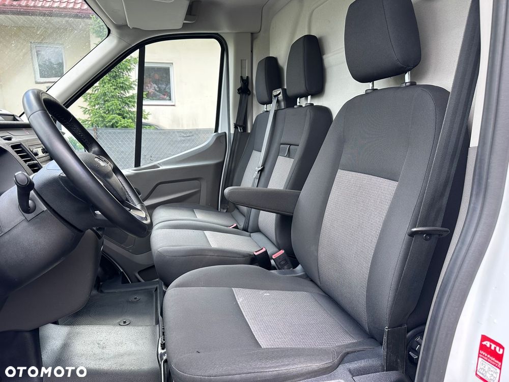 Ford Transit - 10