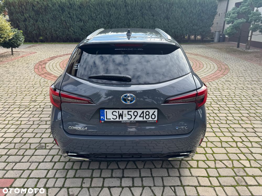 Toyota Corolla 1.8 Hybrid Style - 17