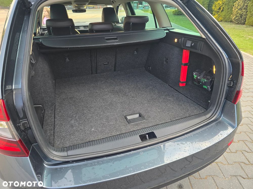 Skoda Octavia 2.0 TDI 4x4 DSG L&K - 21