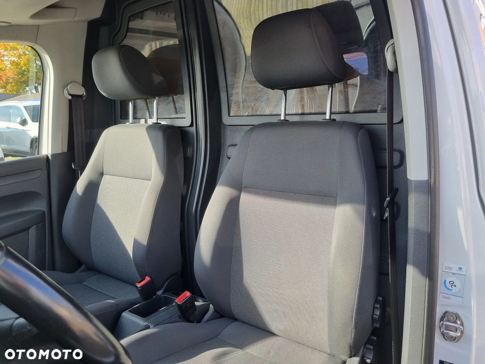 Volkswagen Caddy 2.0 TDI Comfortline DSG - 15