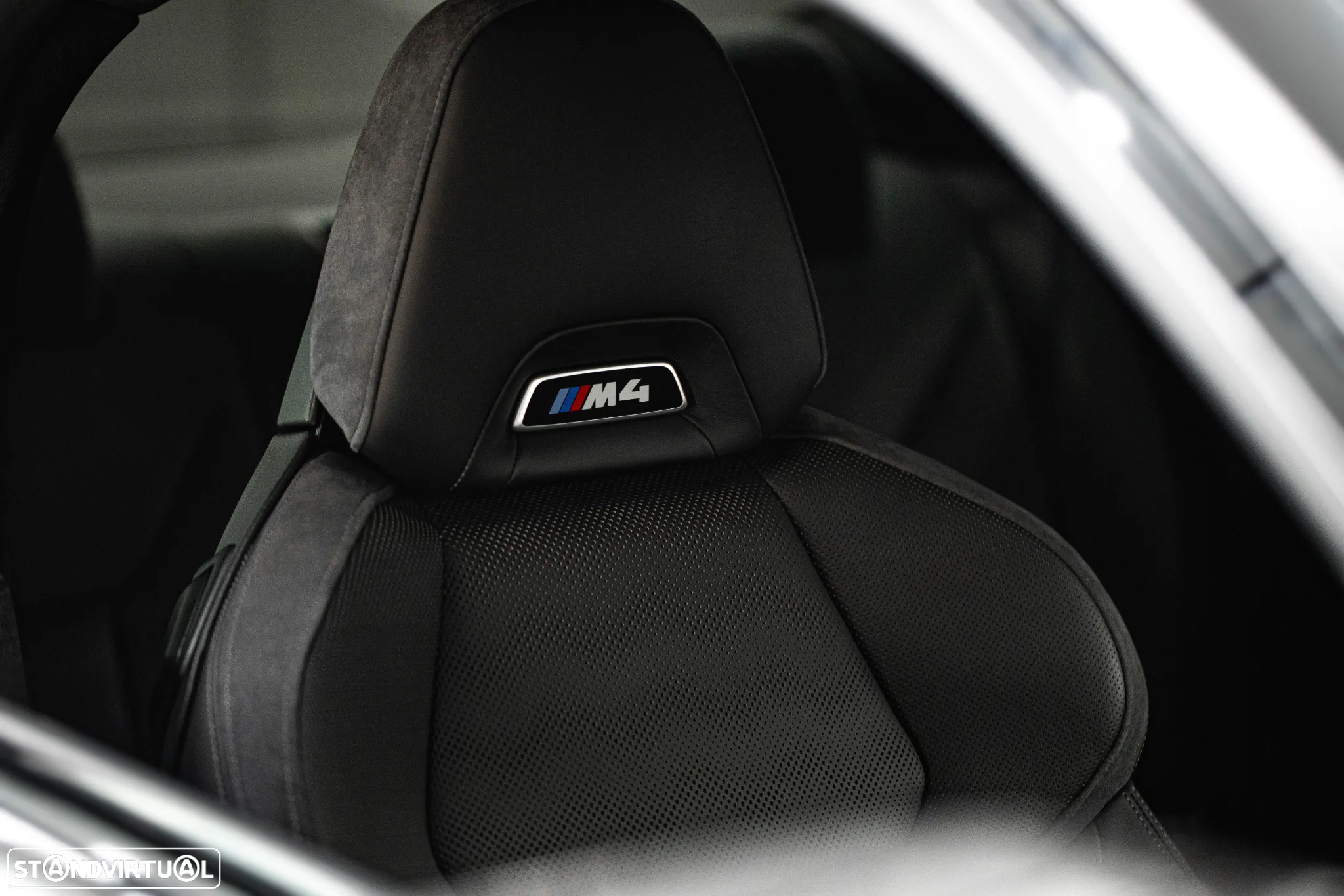 BMW M4 Competition xDrive - 25