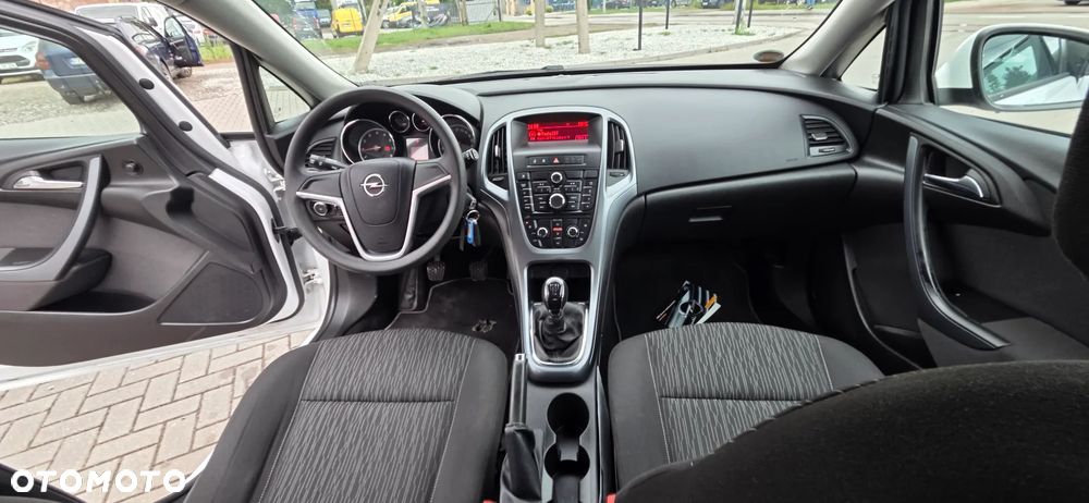 Opel Astra 1.6 Color Edition - 35