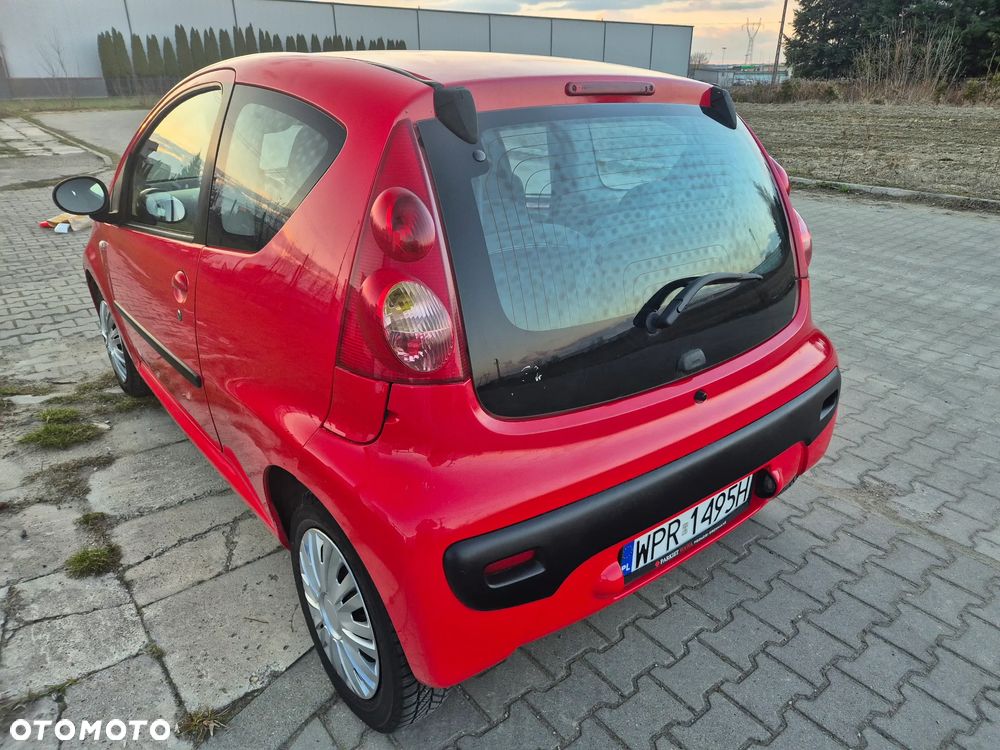 Peugeot 107 1.0 Trendy - 13