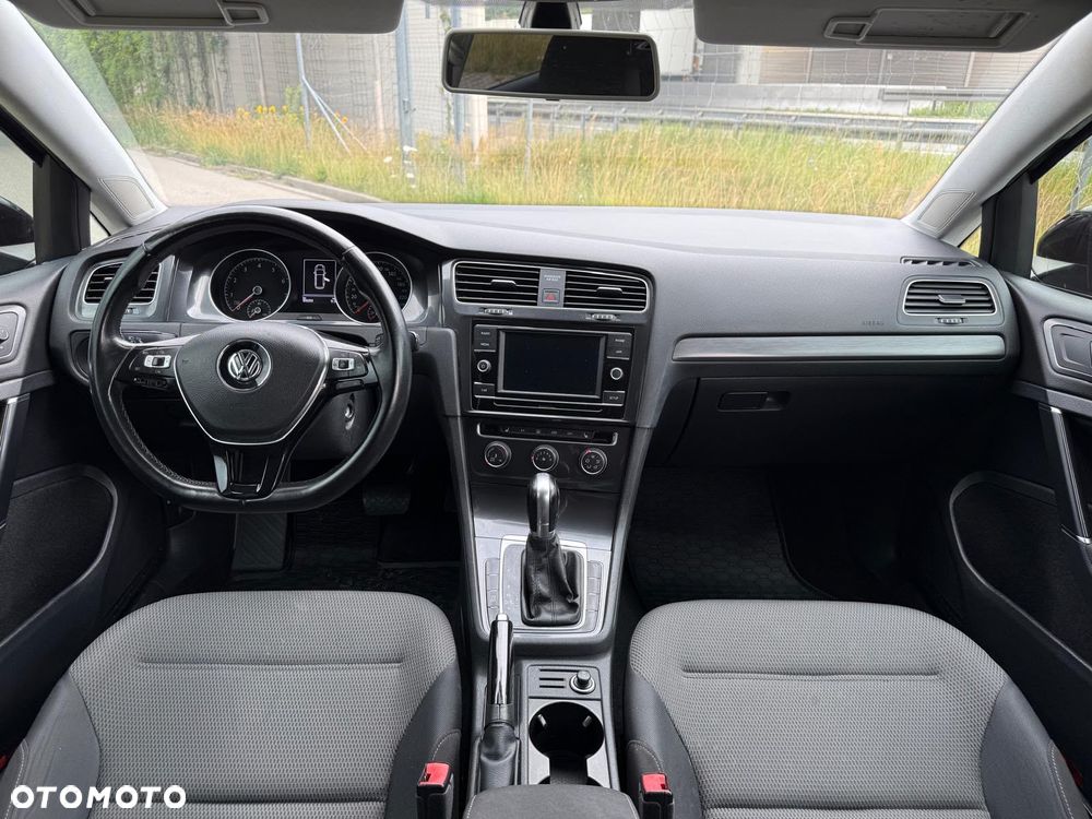 Volkswagen Golf - 7