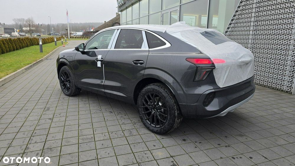 Audi Q3 Sportback - 5