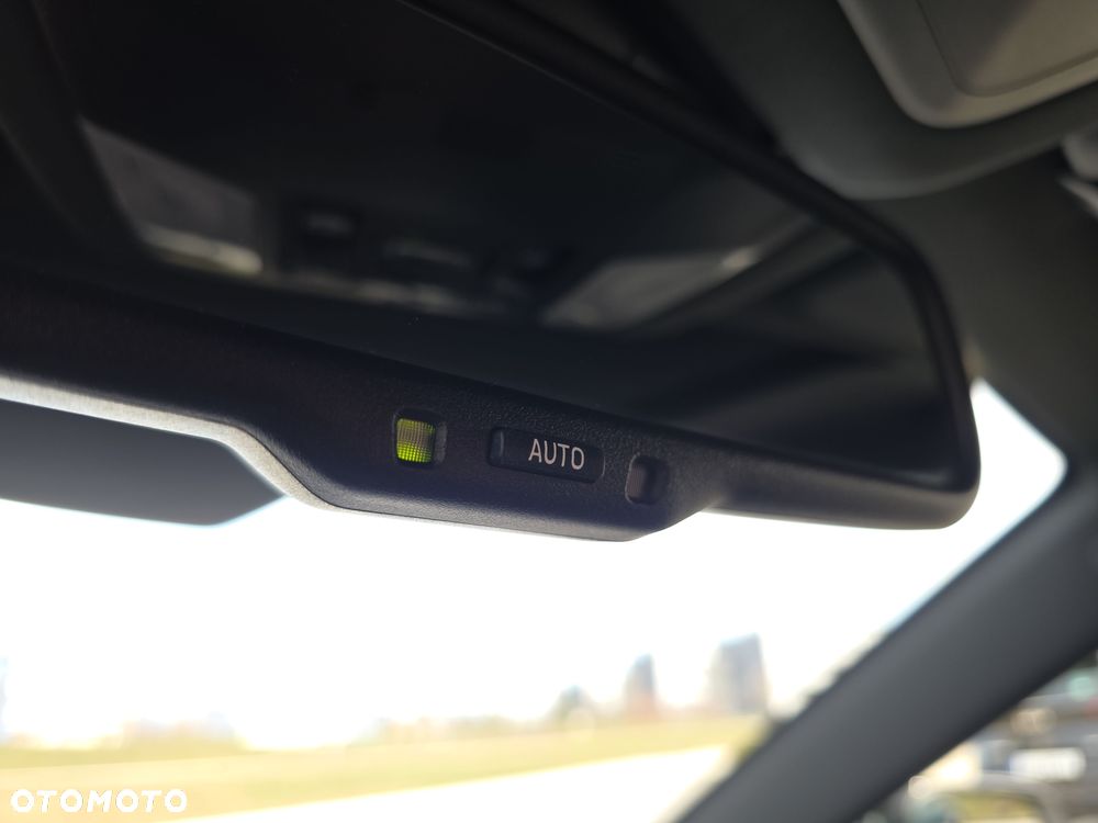 Toyota RAV4 2.5 Hybrid Selection 4x2 - 30