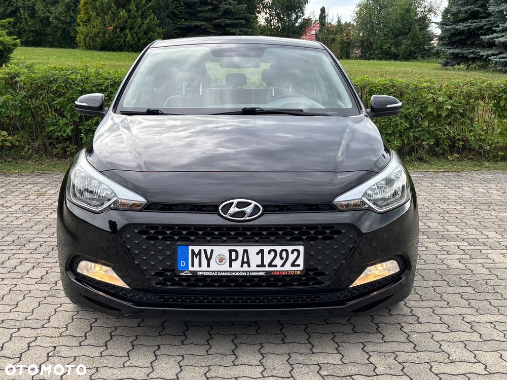 Hyundai i20 blue 1.2 Classic - 15