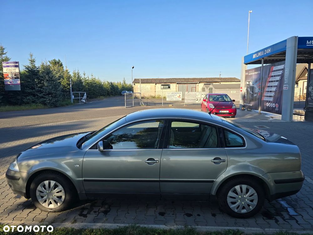 Volkswagen Passat 2.0 Comfortline - 7