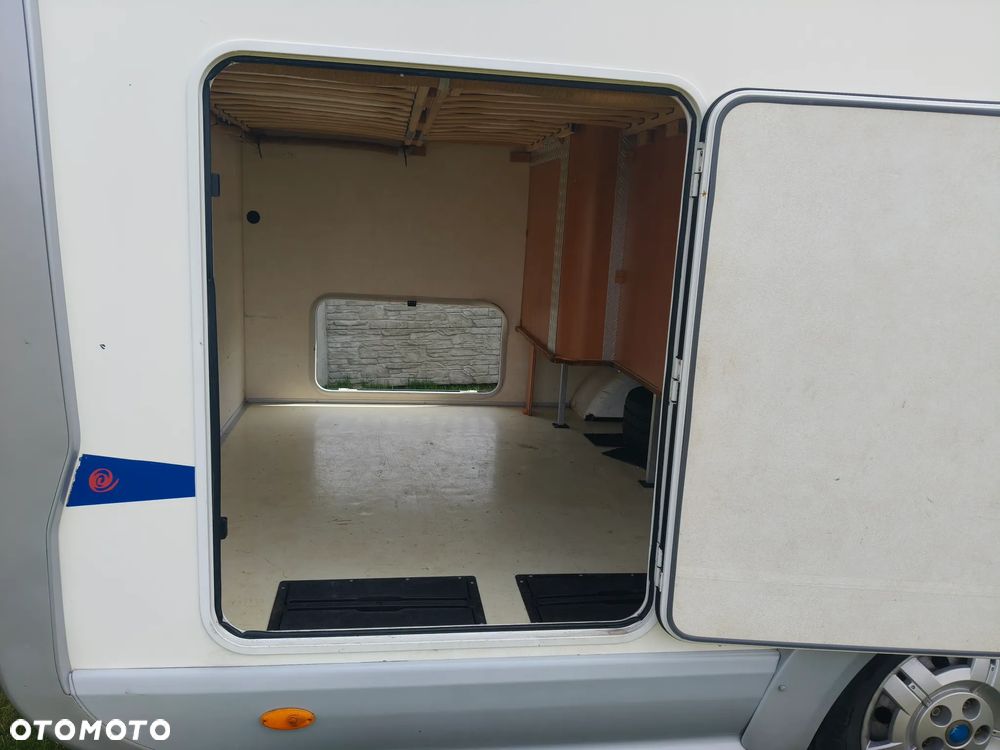 Eura Mobil TA690HB - 10