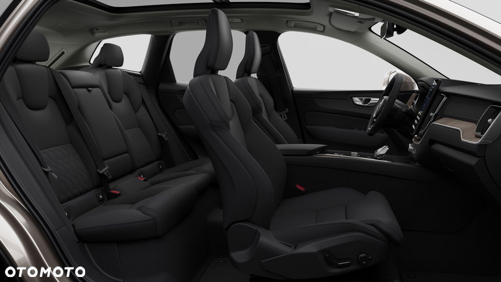 Volvo XC 60 B5 B AWD Ultra Bright - 4