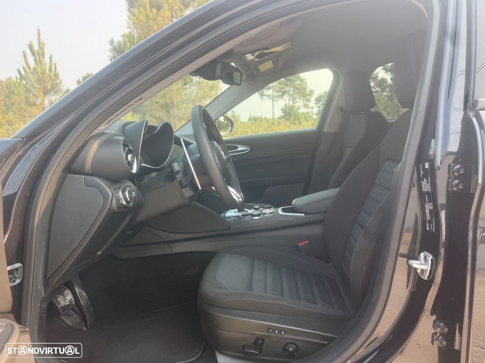 Alfa Romeo Giulia 2.2 D Super AT8 - 24