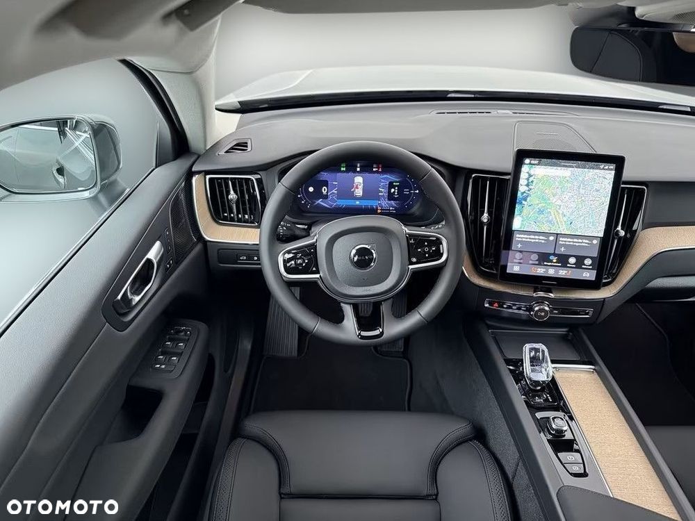 Volvo XC 60 T6 Plug-In Hybrid AWD Plus Bright - 16