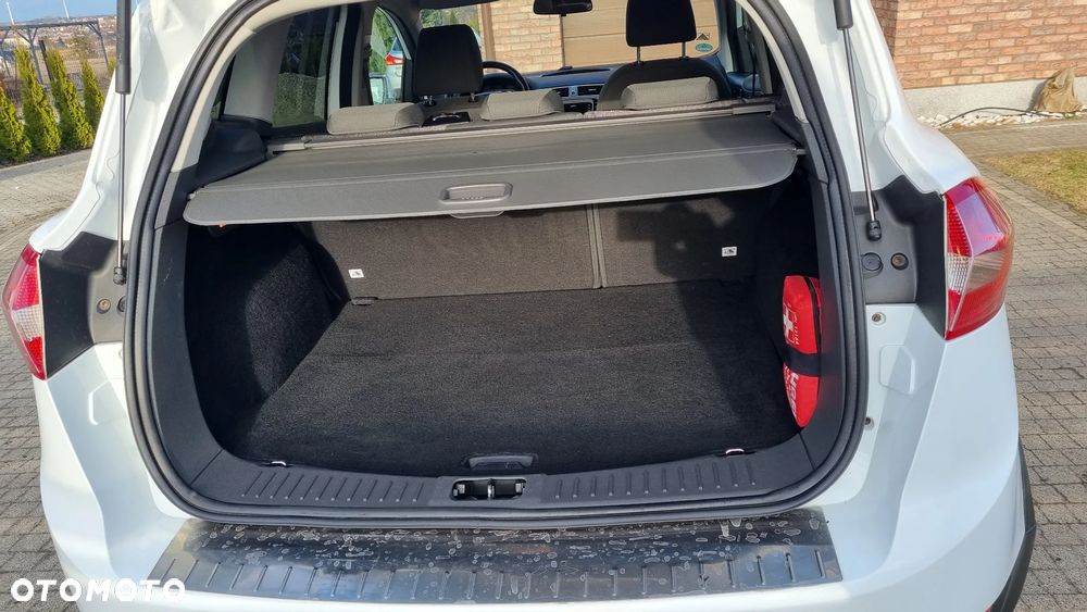 Ford Kuga 2.0 TDCi 4x4 Champions Edition - 28