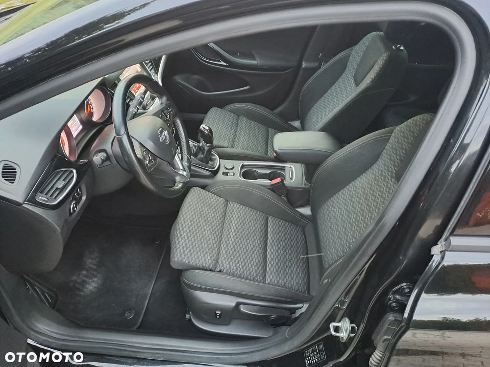 Opel Astra 1.4 Turbo Start/Stop Innovation - 18