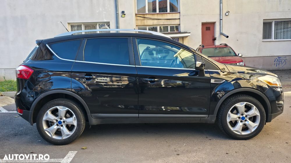 Ford Kuga 2.0 TDCi 4x4 Titanium - 4