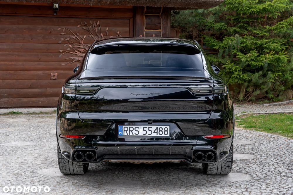 Porsche Cayenne GTS - 7