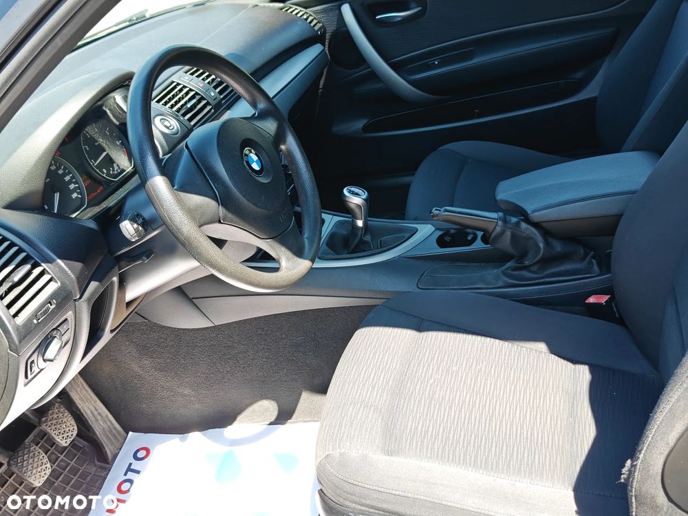BMW Seria 1 - 10