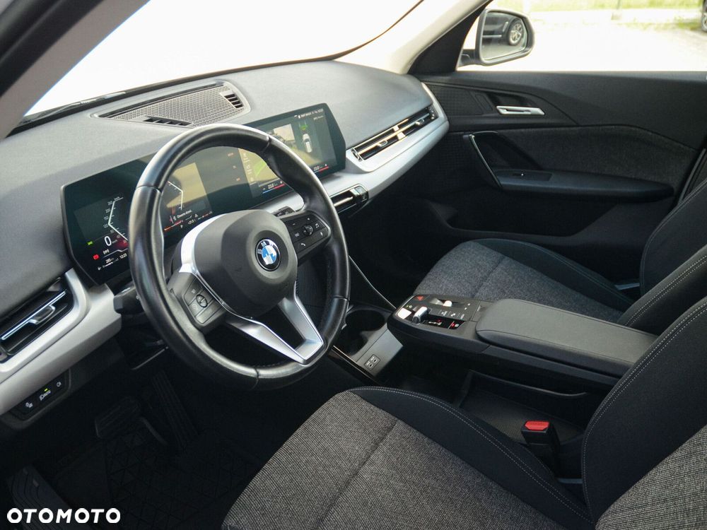 BMW X1 sDrive18i - 23