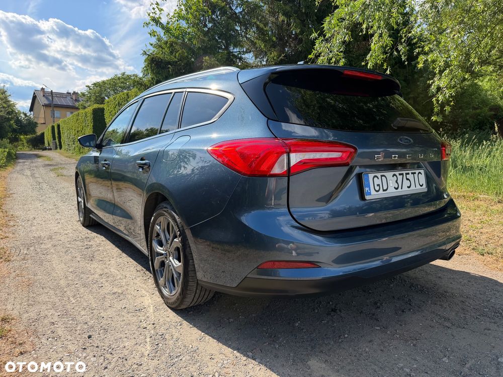 Ford Focus 1.5 EcoBoost Titanium - 5