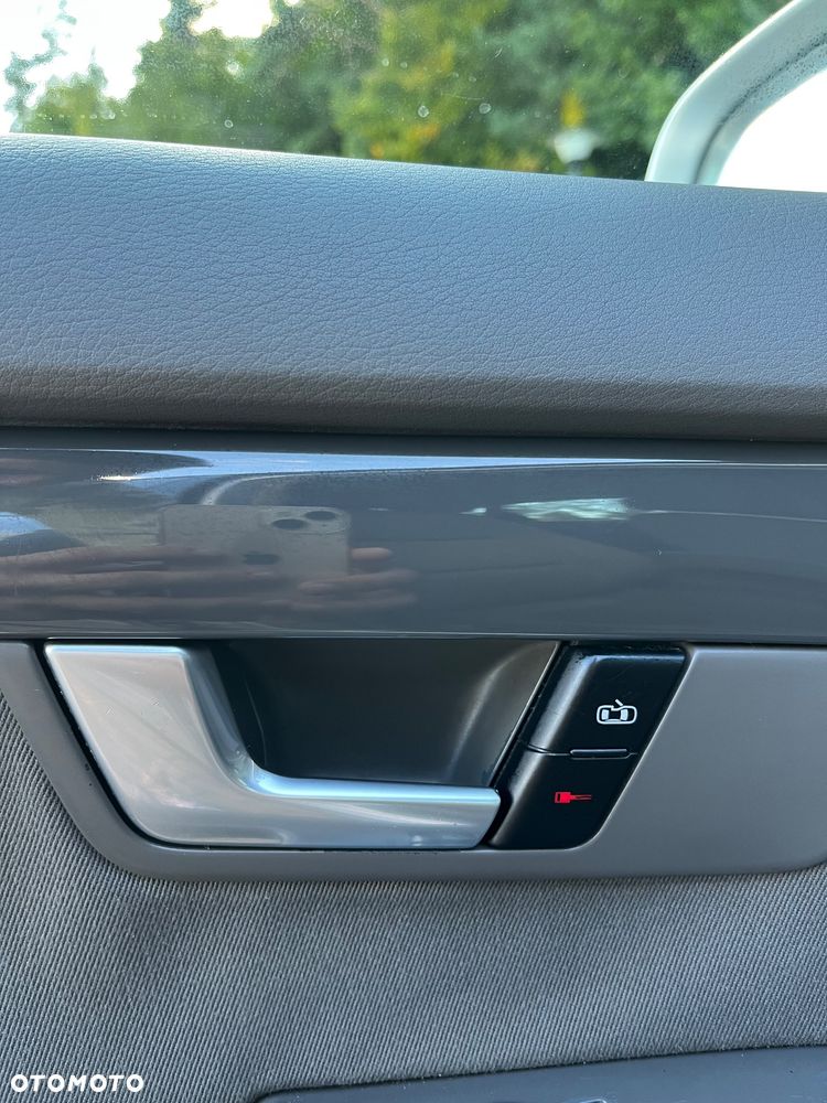 Audi A4 Limousine - 29