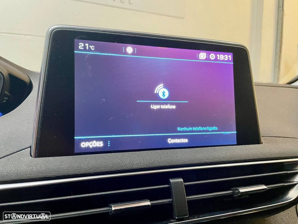 Peugeot 3008 1.2 PureTech Allure EAT8 - 22