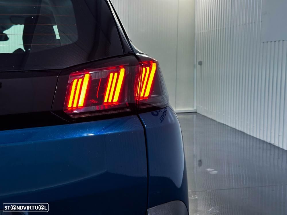 Peugeot 5008 1.5 BlueHDi Allure Pack EAT8 - 34