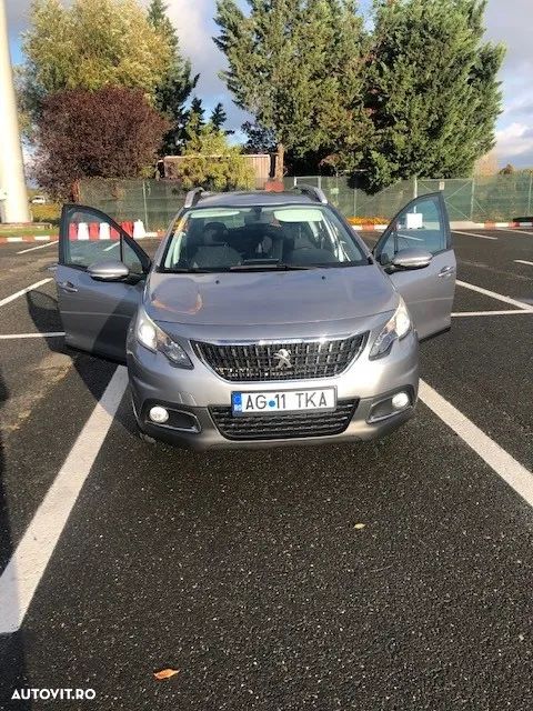 Peugeot 2008 1.2 PureTech Turbo EAT6 S&S Allure - 12