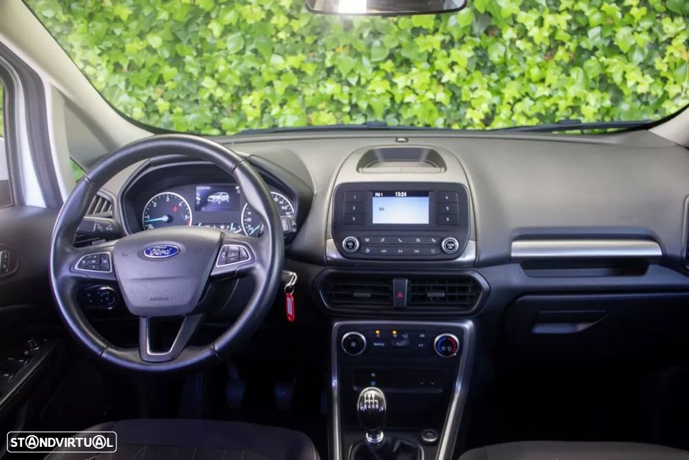 Ford EcoSport 1.5 TDCi Connected - 14