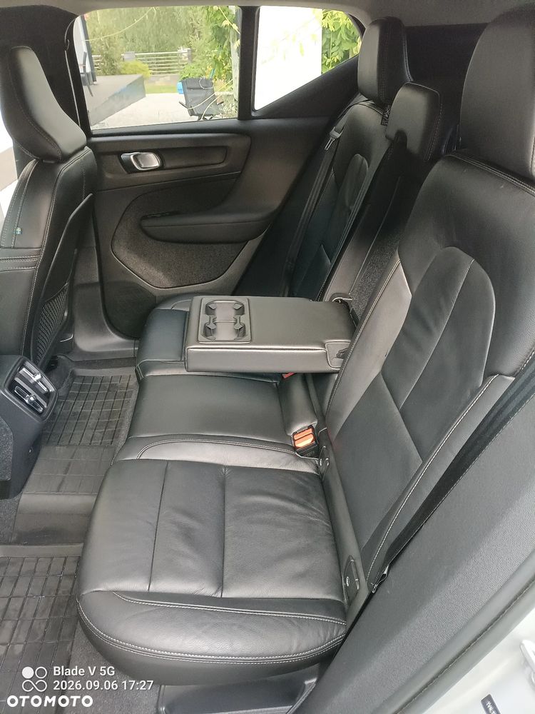 Volvo XC 40 B5 B AWD Momentum Pro - 9