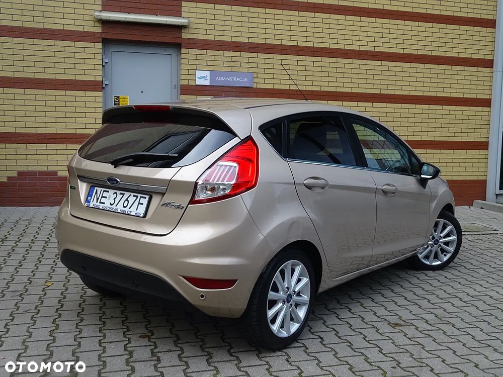 Ford Fiesta 1.0 EcoBoost Powershift Titanium - 4