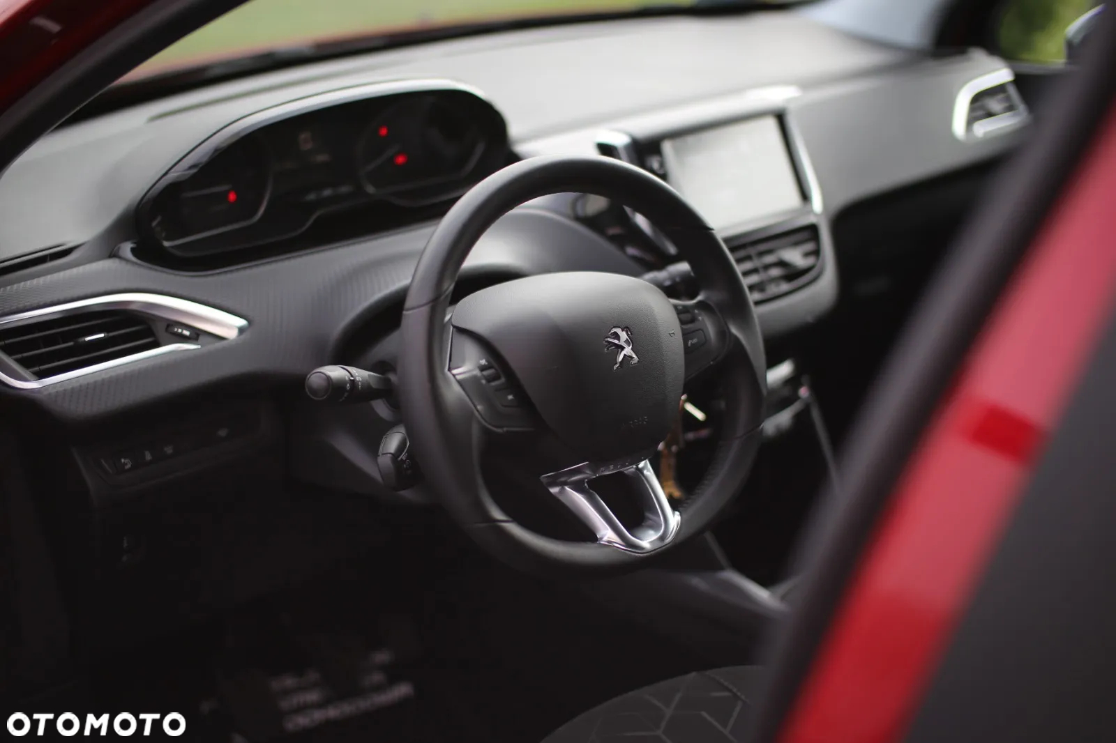 Peugeot 2008 - 6