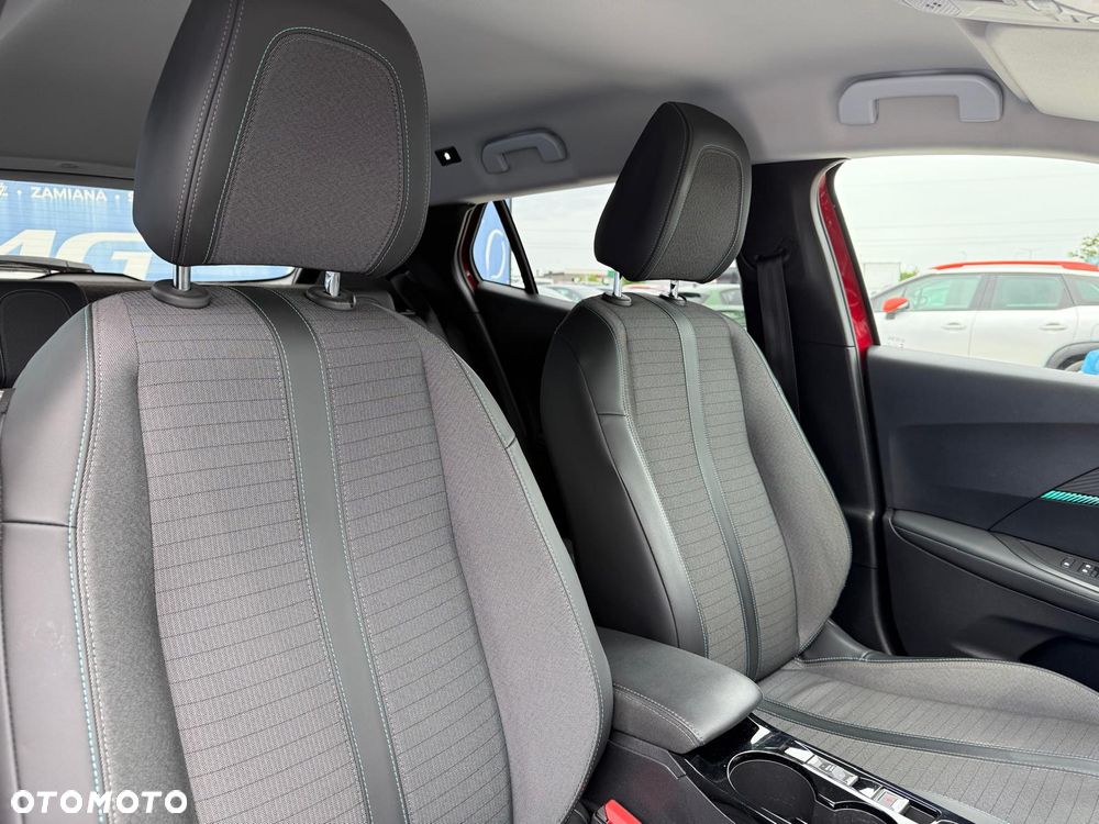 Peugeot 2008 1.5 BlueHDi Allure S&S EAT8 - 18