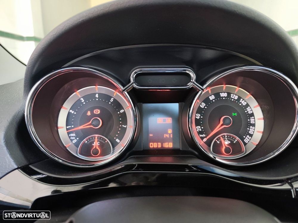 Opel Adam 1.2 Glam - 21