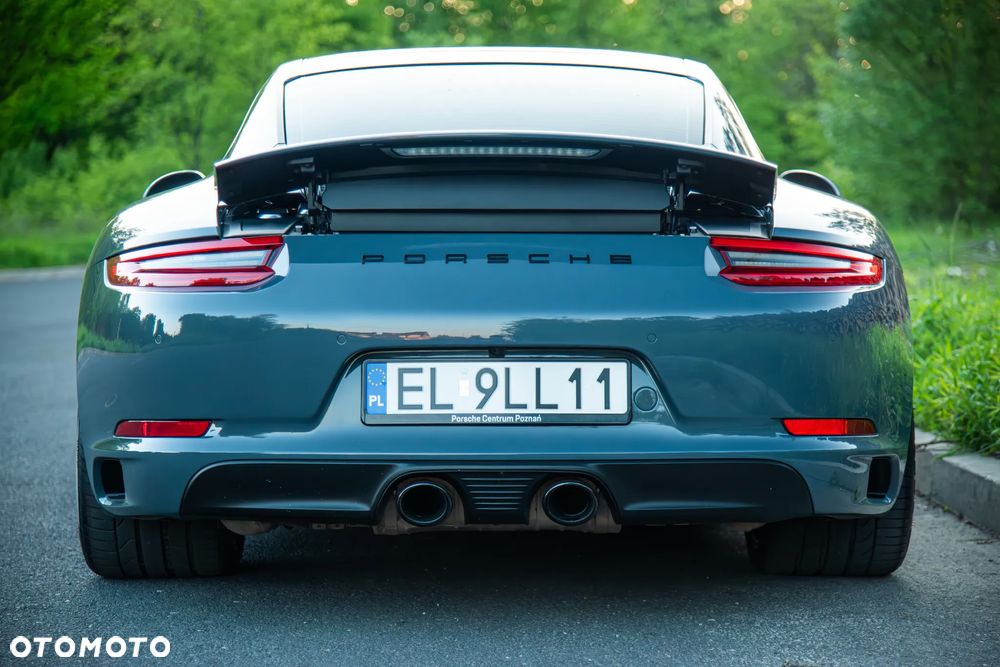 Porsche 911 Carrera S PDK - 9